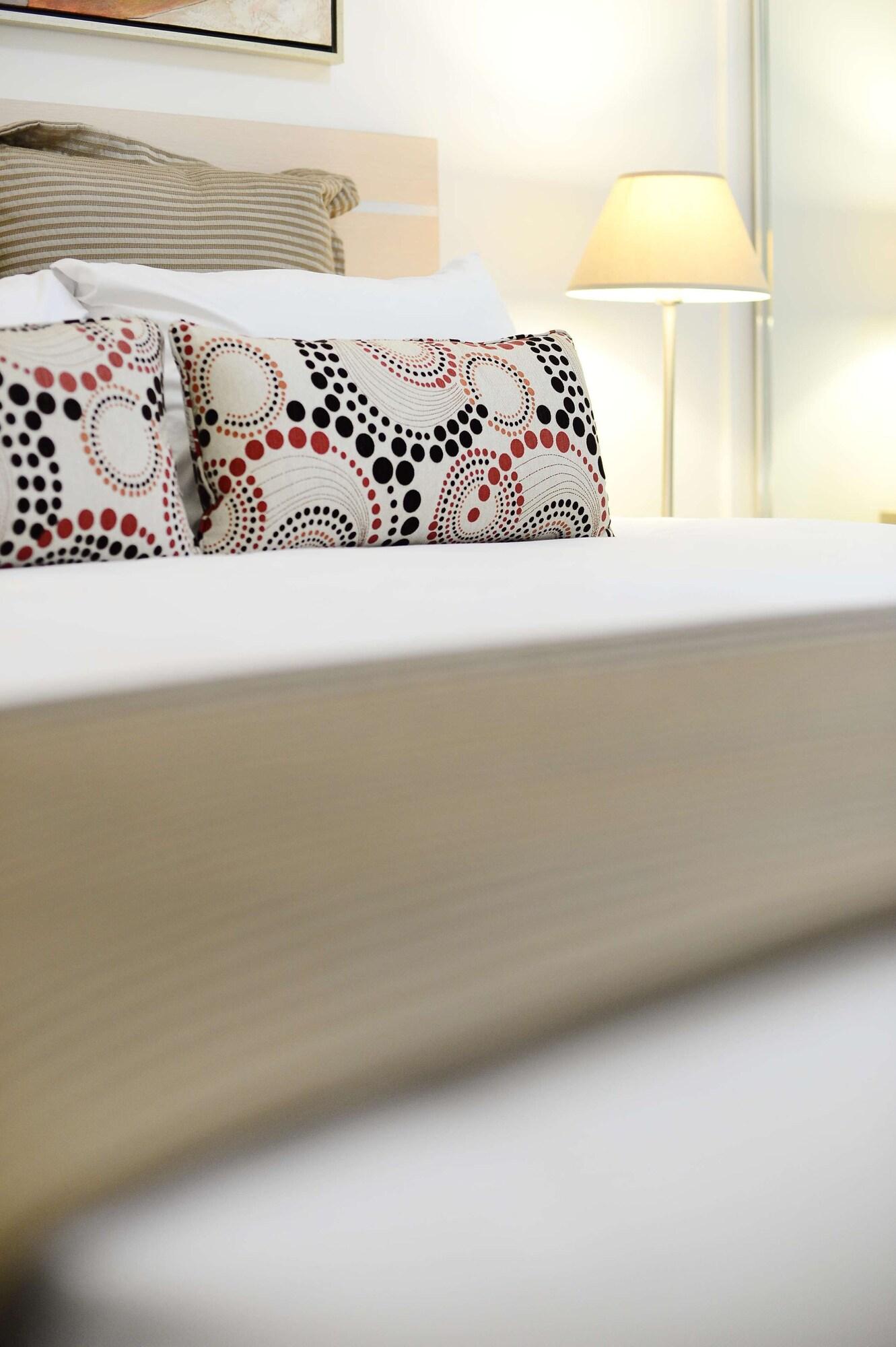 Oaks Moranbah Suites Ngoại thất bức ảnh